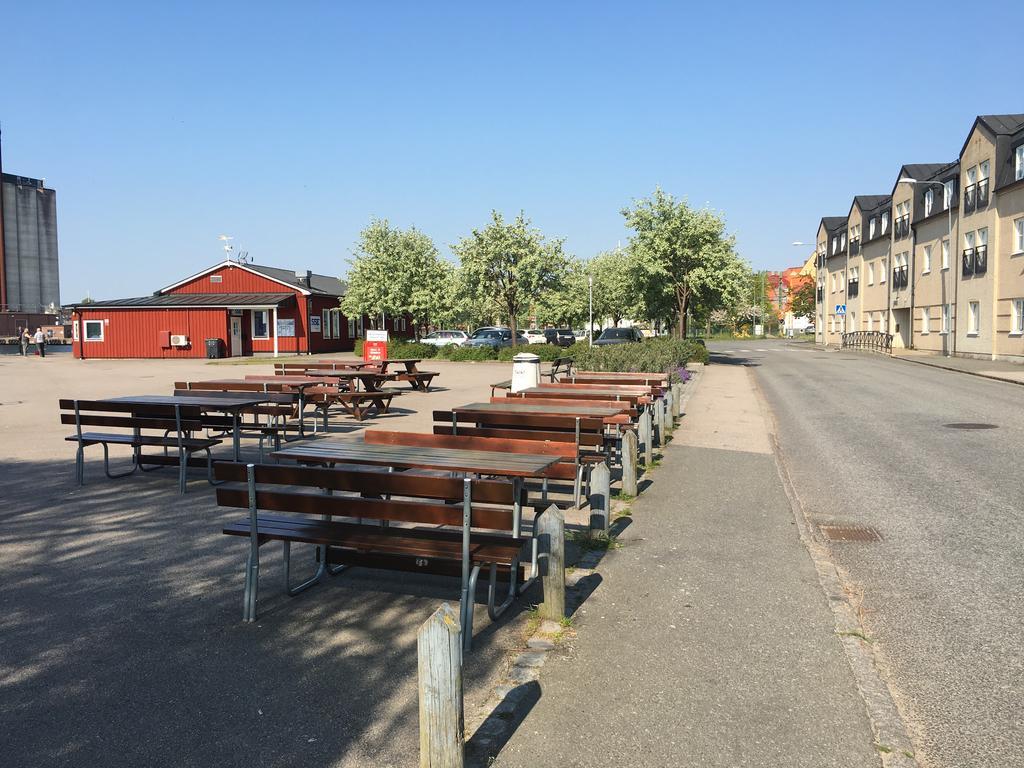 Lusthuset Villa Solvesborg Luaran gambar