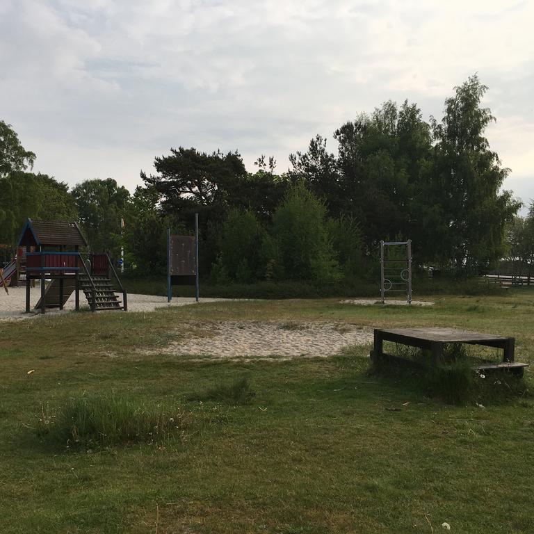 Lusthuset Villa Solvesborg Luaran gambar