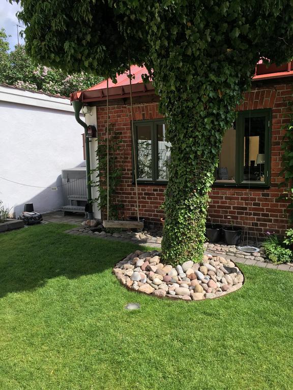 Lusthuset Villa Solvesborg Luaran gambar